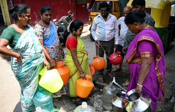 बेंगलुरु: सिलिकॉन वैली में पानी की कमी से मचा हड़कंप !
